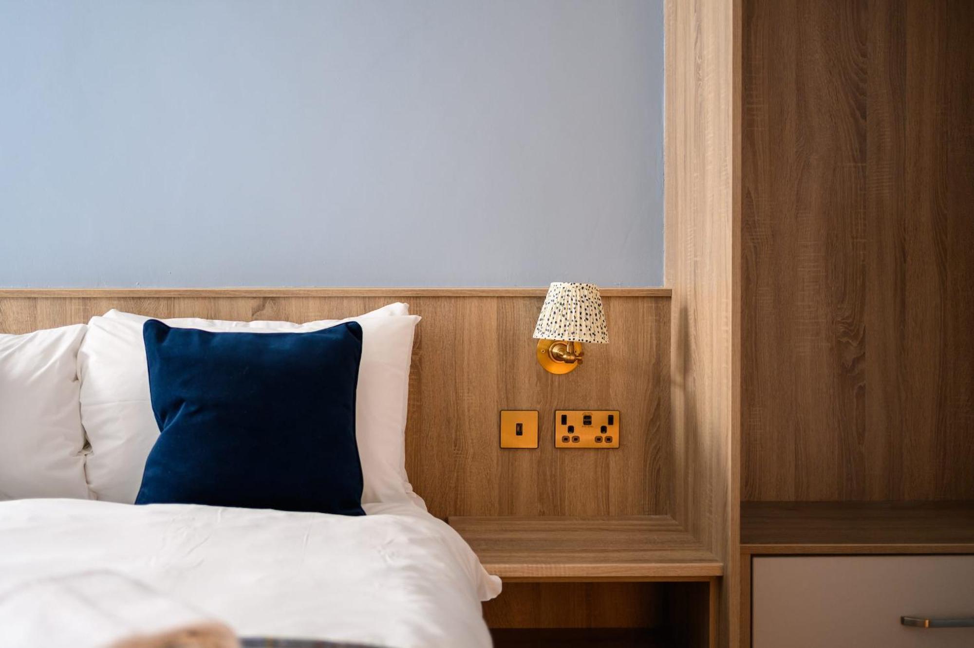 Queen Charlotte Guesthouse エディンバラ エクステリア 写真
