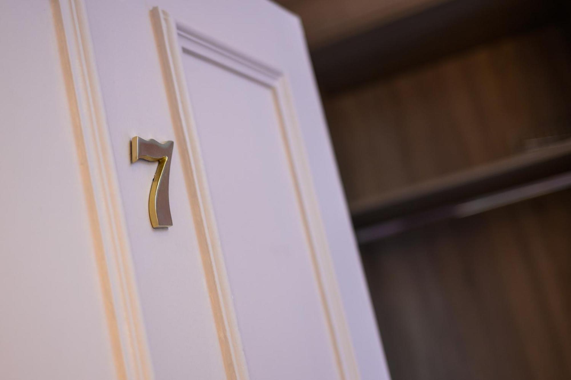 Queen Charlotte Guesthouse エディンバラ エクステリア 写真