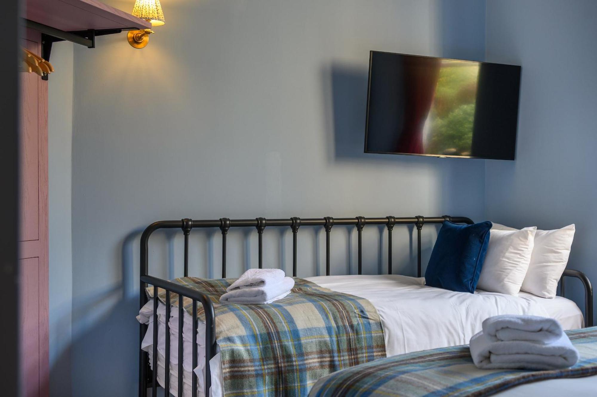Queen Charlotte Guesthouse エディンバラ エクステリア 写真