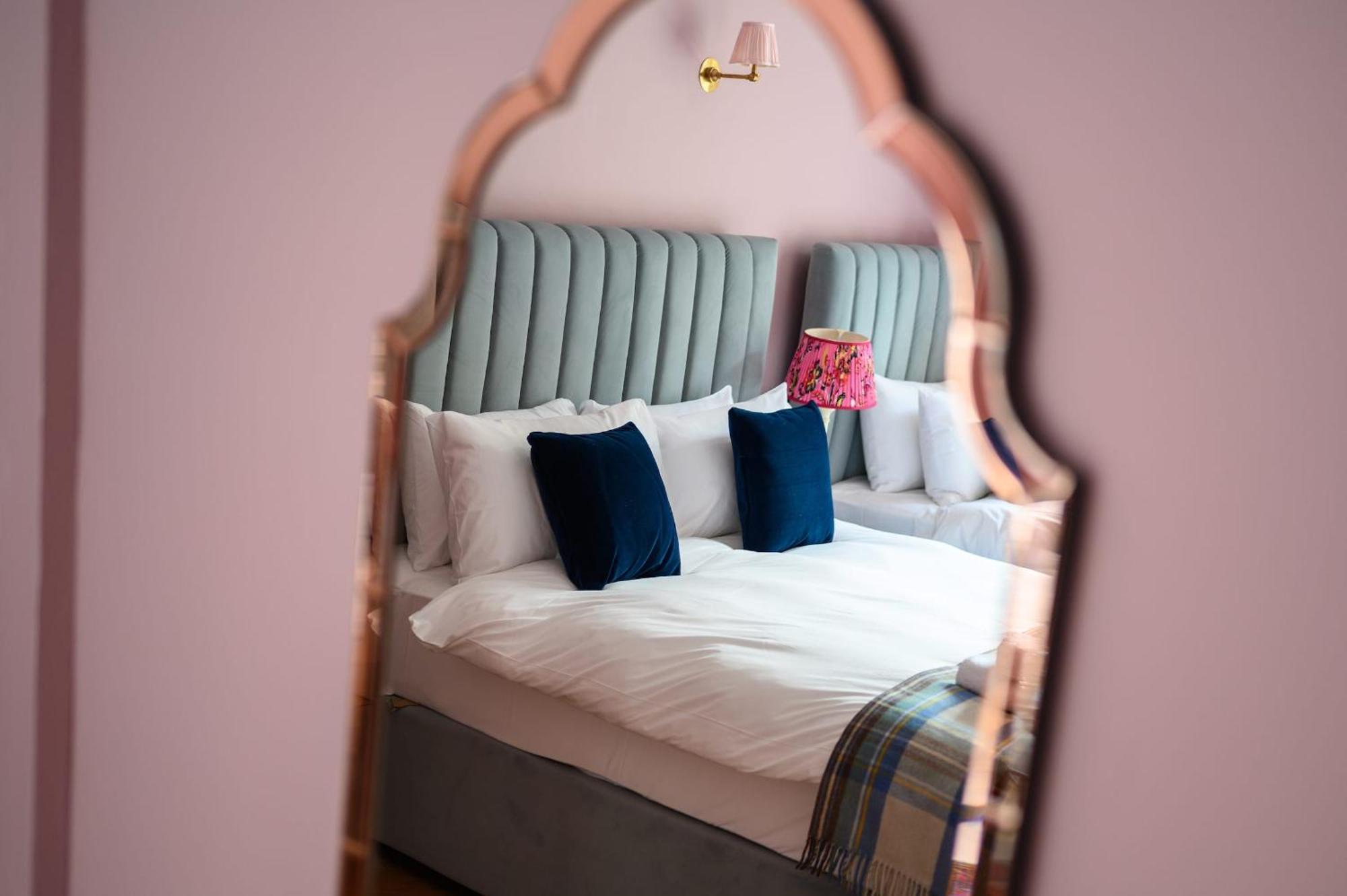 Queen Charlotte Guesthouse エディンバラ エクステリア 写真