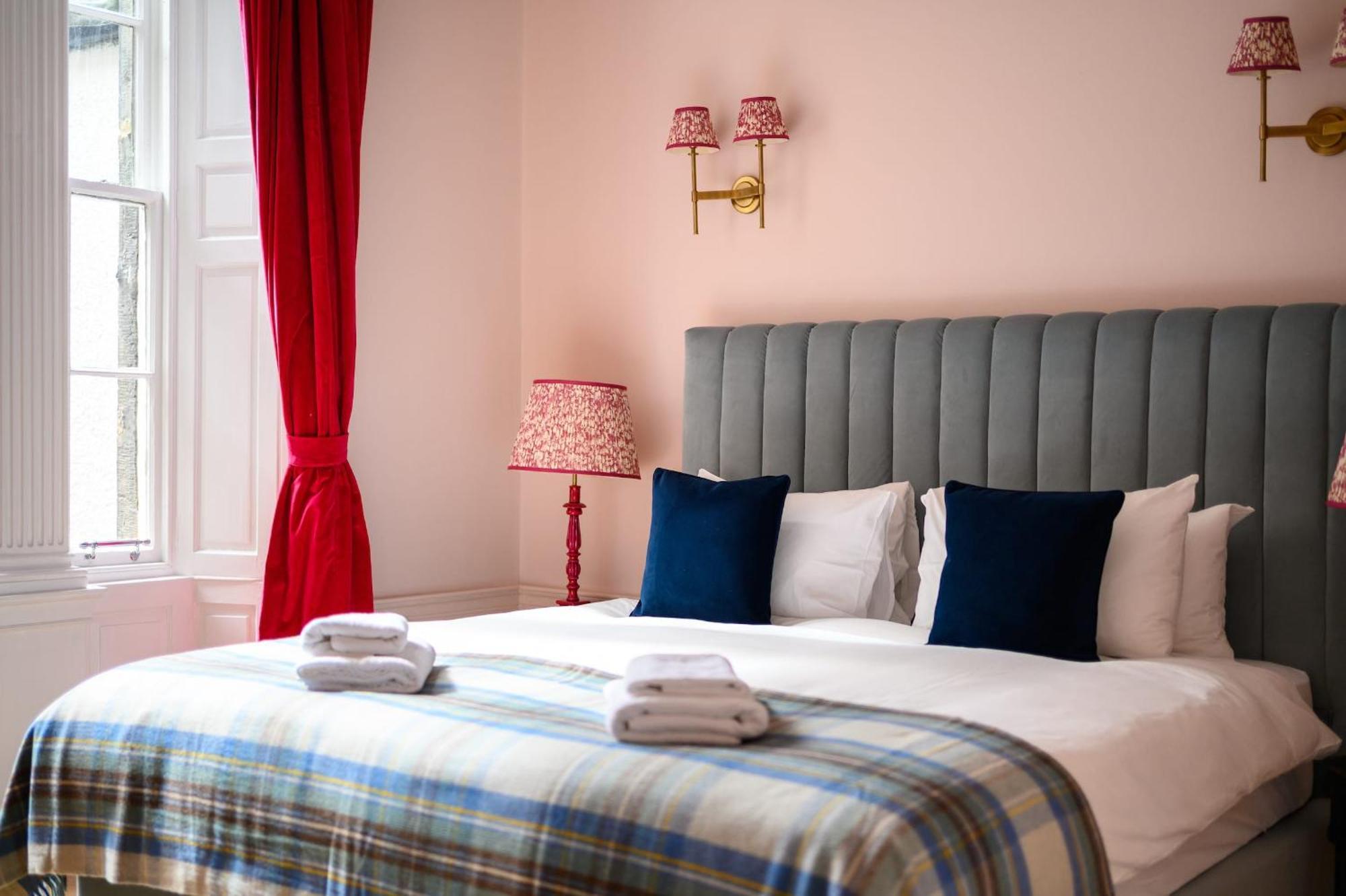 Queen Charlotte Guesthouse エディンバラ エクステリア 写真